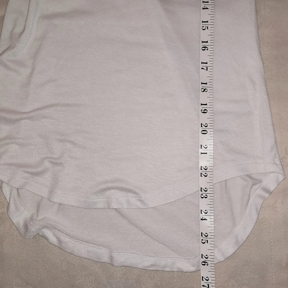 NWT No Boundaries Juniors White Braided V Neck Top Size 7-9 - Picture 15 of 15